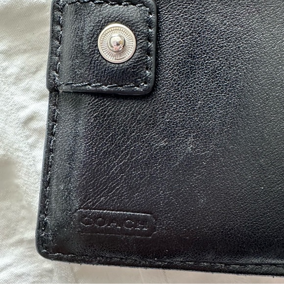 Small Coach Wallet - Picture 10 of 10